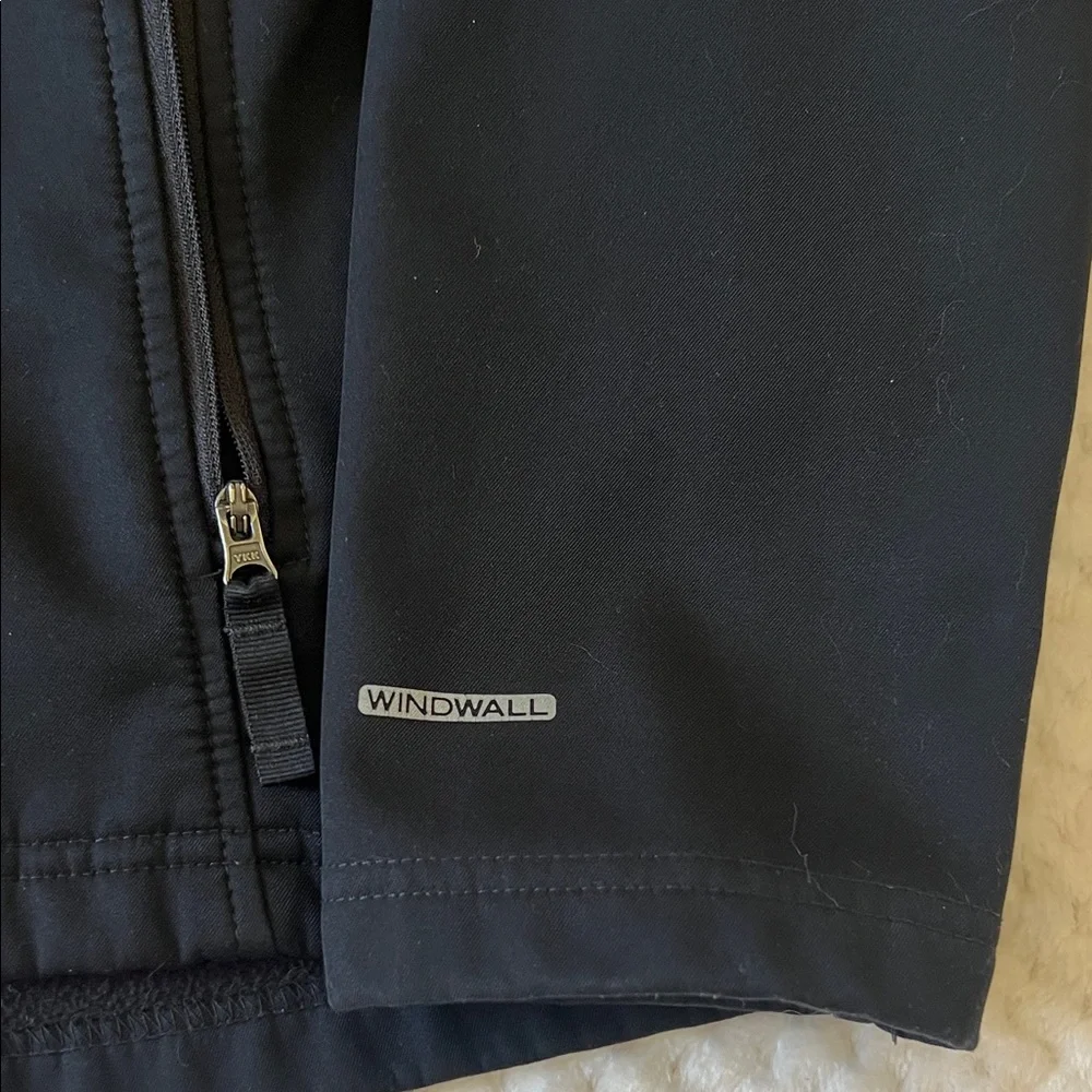 The North Face Navy Softshell Jacket - Picture 4 of 4